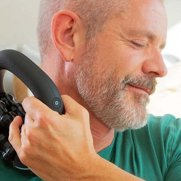 Mini masseur à percussion roulante – Massage complet du corps, récupération musculaire + Casque Bluetooth