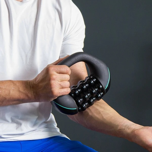 Mini masseur à percussion roulante – Massage complet du corps, récupération musculaire + Casque Bluetooth